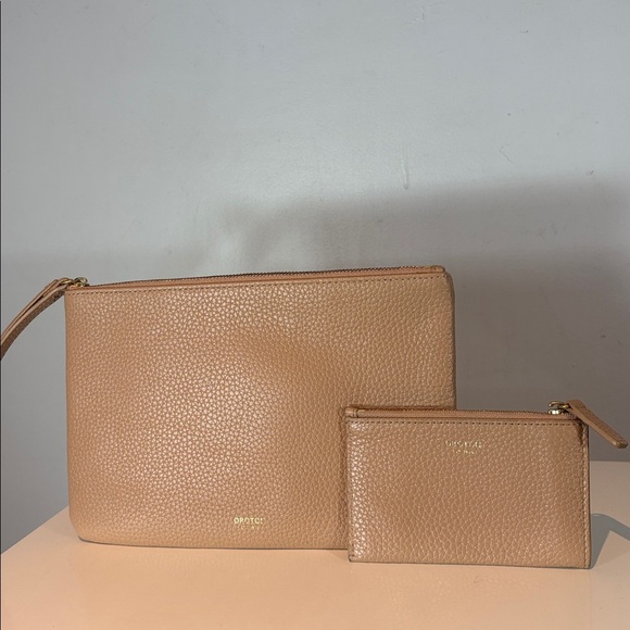 Oroton blush Leather Eve medium pouch Wristlet and Card Holder - Picture 3 of 14